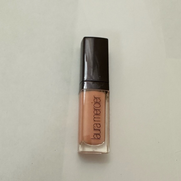 Laura Mercier Lip Glacé (Lip Gloss) Shade: Bare Pink - Picture 1 of 5